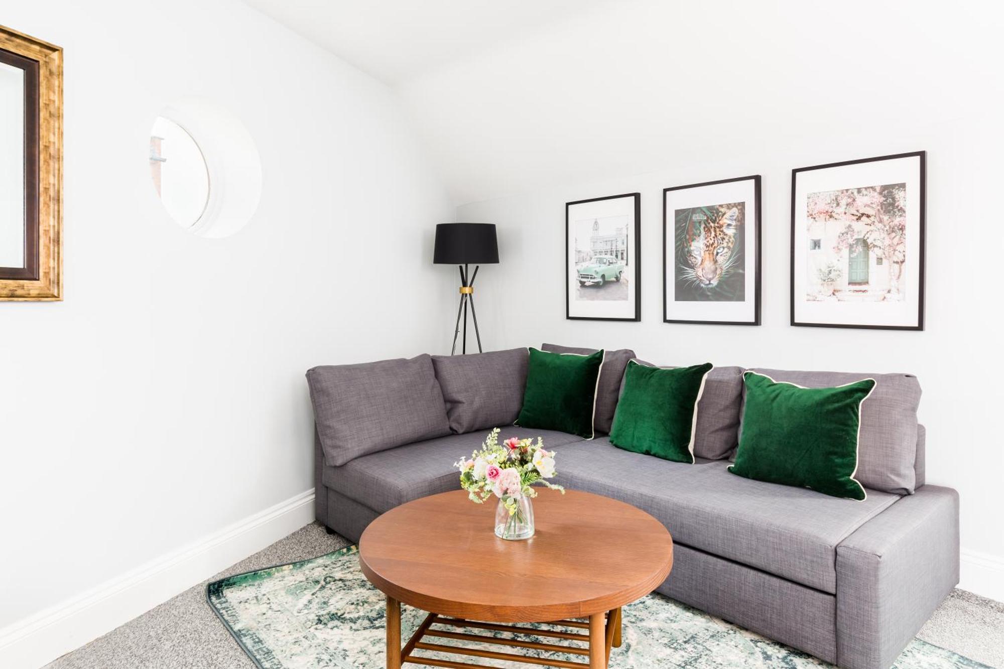 Duplex Loft Apartment With Balcony & Private Entrance In Jq Birmingham Exterior photo
