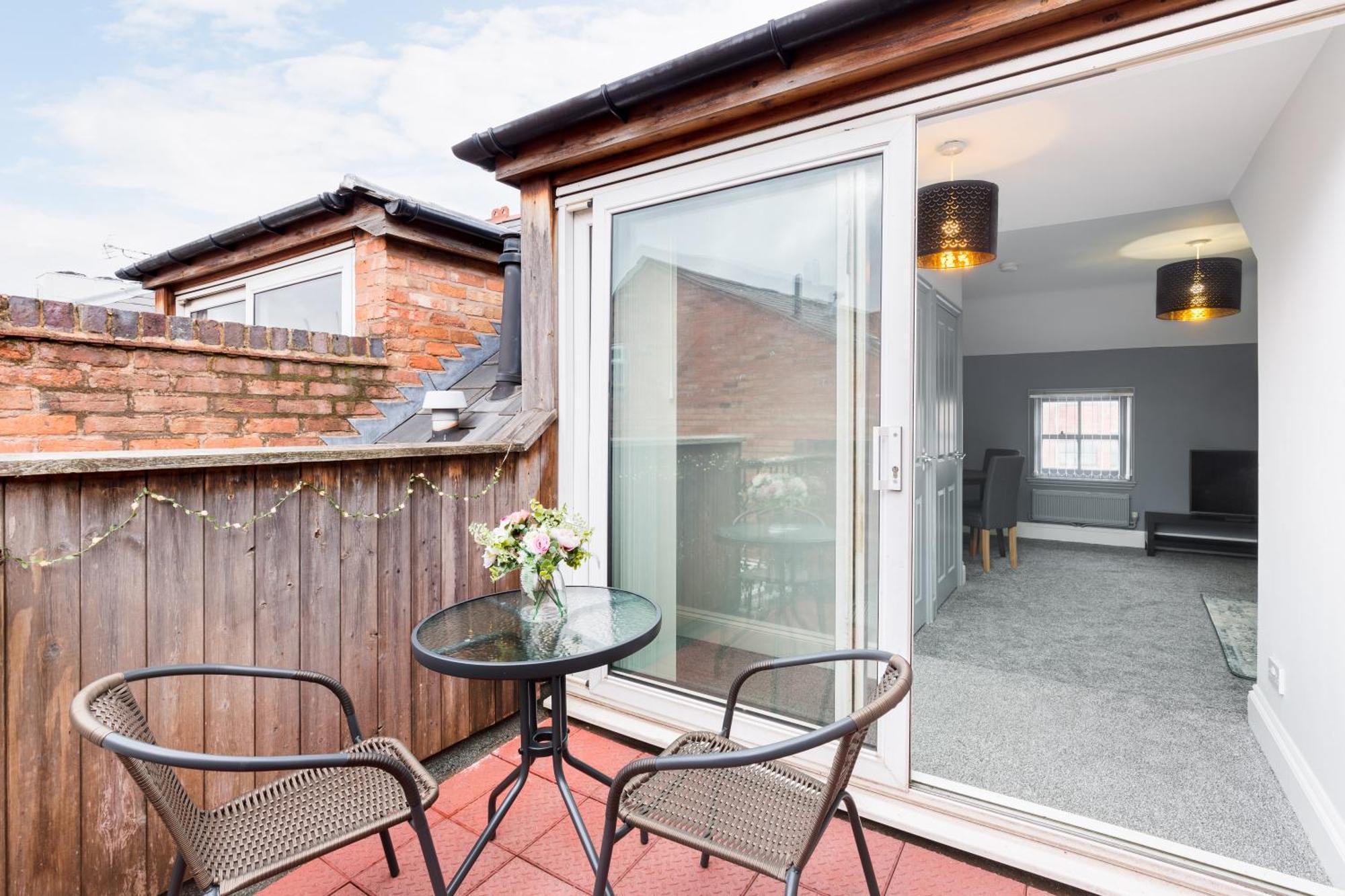 Duplex Loft Apartment With Balcony & Private Entrance In Jq Birmingham Exterior photo