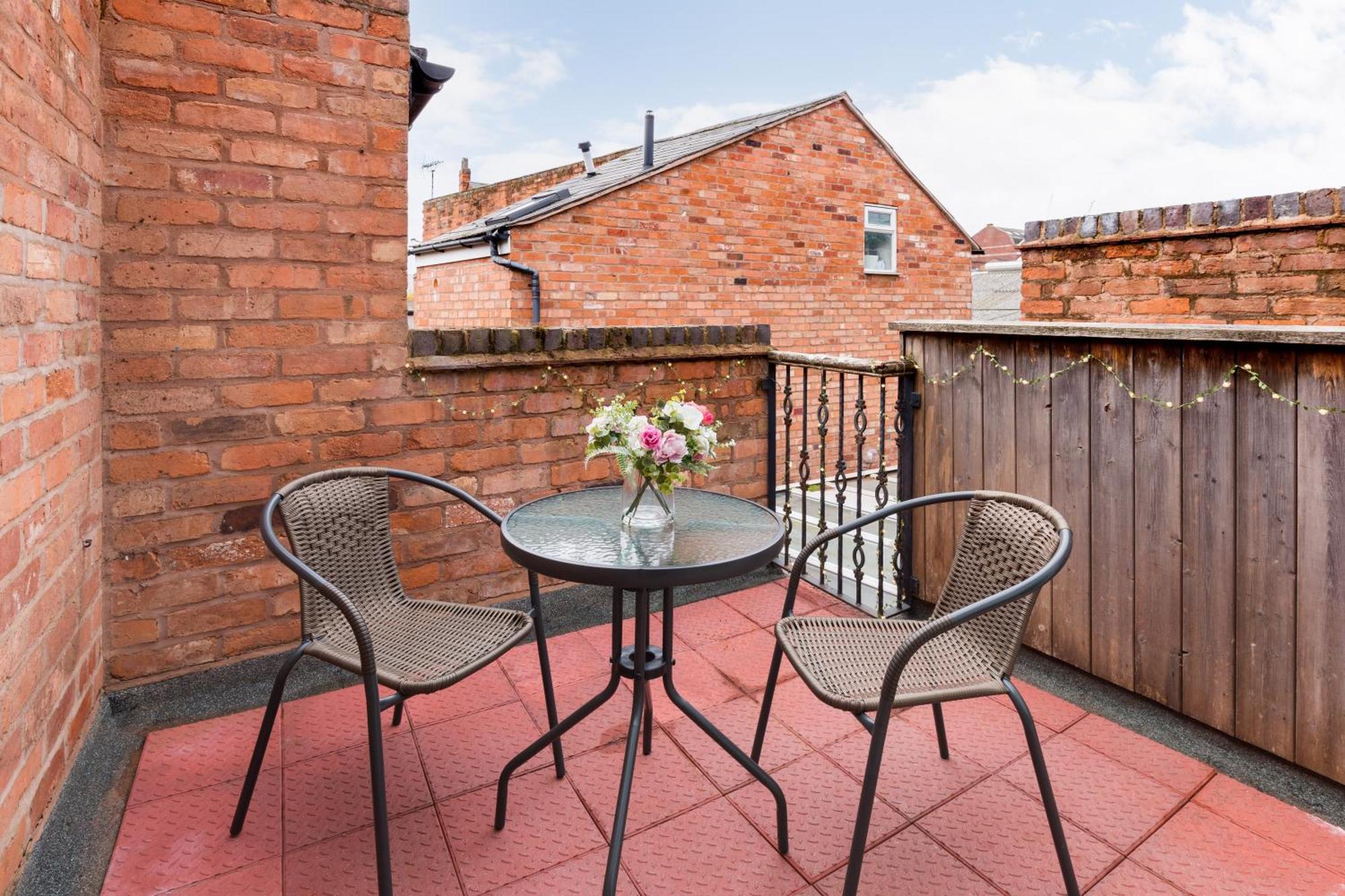 Duplex Loft Apartment With Balcony & Private Entrance In Jq Birmingham Exterior photo